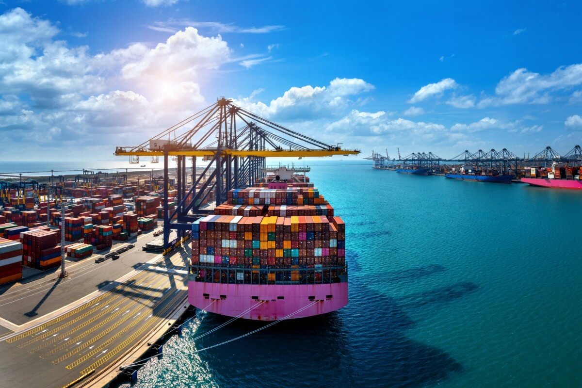 Xuất nhập khẩu hàng hóa